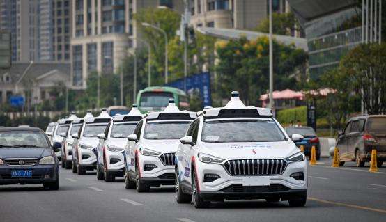 百度Robotaxi落地 自动驾驶商业化还有多远