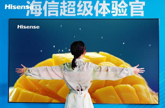 左手吃播，右手飙歌，王鸥“带货”海信电视