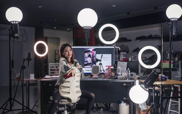 数据泡沫“网红”直播 直播带货还能火多久？