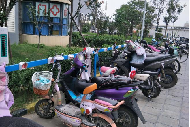 电动车违规充电致火灾束手无策？