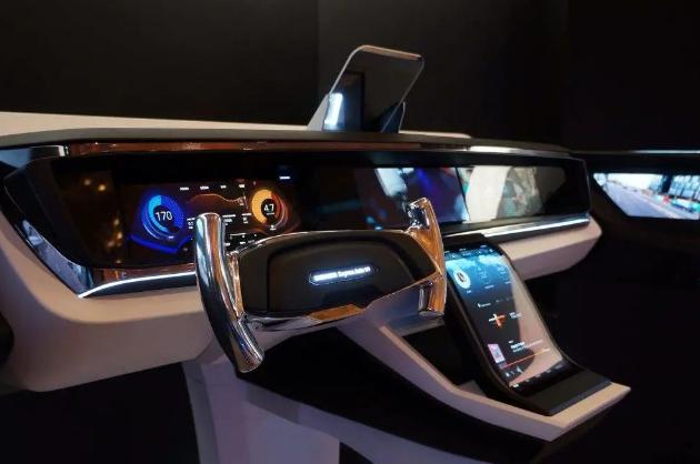 雷军揭秘小米汽车：10万元起 3年后发布