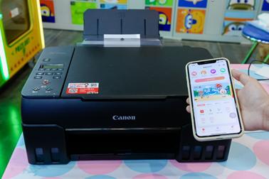 佳能携手动漫明星开启“当夏趣印”亲子体验活动