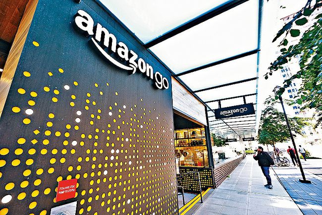 星巴克与亚马逊联手打造无收银员咖啡店