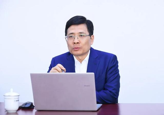 周云杰：用工业互联网构筑数字经济底座