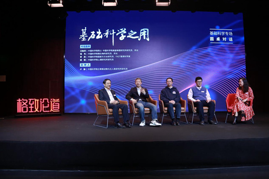 国产手机强势回归，全球高端市场谁能挑战苹果？