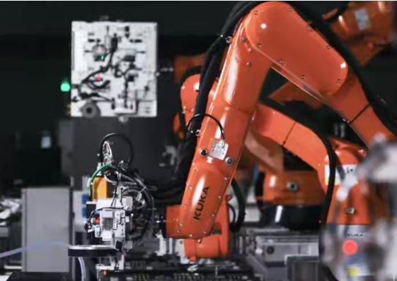 王牌业务与政策风口重合 新华三成数字经济的“赶潮人”