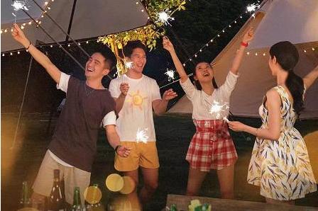 市内露营成新潮，苏宁易购：一个帐篷可不够