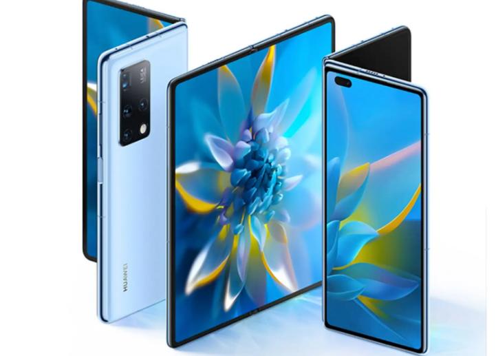 机构：2022年Q1折叠屏手机出货量暴增近6倍