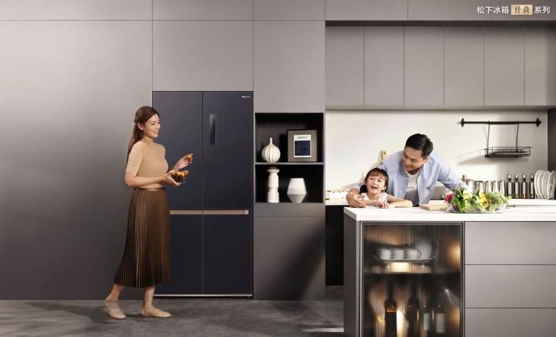 “厨居一体，美嵌生活”松下冰箱纤尚系列新品重磅发布！