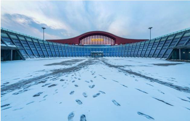 科技加持 国内最北高寒高铁站穿越多年冻土