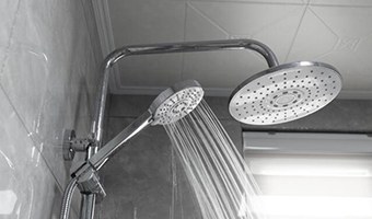 中消协发布淋浴用花洒比较试验结果，长虹、箭牌卫浴等被点名