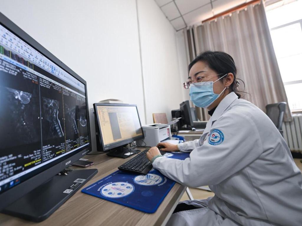 挖潜应用场景 数据要素将“乘”出行业新活力