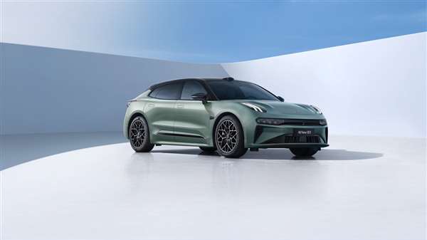 极氪官宣中国首位F1车手周冠宇成为全新极氪001首席操控官 