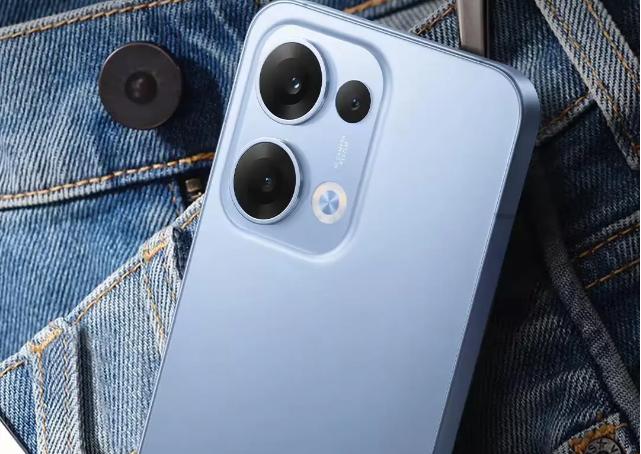 OPPO Reno 13系列手机支持在微博发布Live实况图