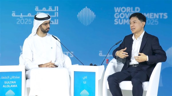 李彦宏：持续投入AI基础设施 训练下一代大模型