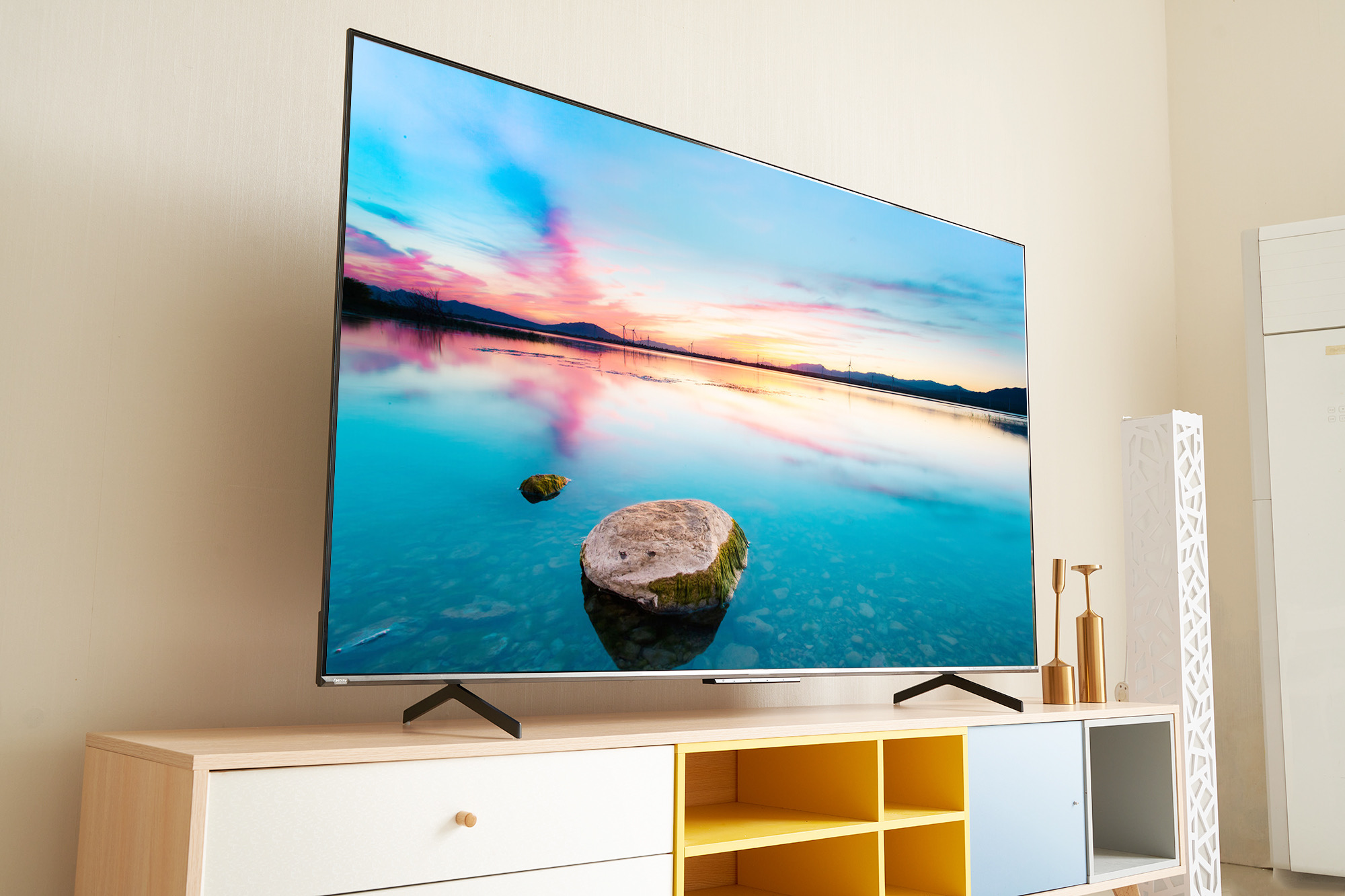 智能电视盒子规模下滑，智能投影市场竞争或加剧