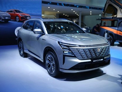 长安汽车赵非：年销500万辆是“活下去”的门槛，整合资源是当前最优解